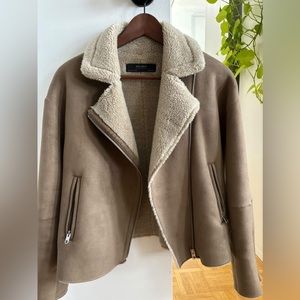 ZARA Shearling jacket size SM